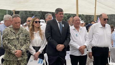 טקס מרגש לזכרכם של 69  לוחמי דקר בגבעת שמואל 2.jpg