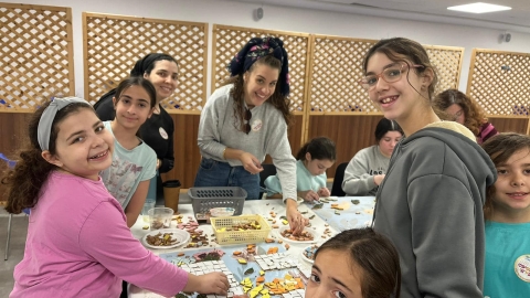 קהילה אחת פסיפס אחד