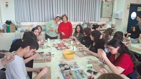סדנת כלניות מחמר