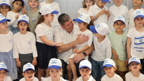ילדי הגנים בגבעת שמואל חוגגים עצמאות 9.jpg