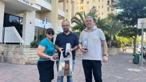 בגבעת שמואל דואגים לאזרחים הותיקים6.jpg