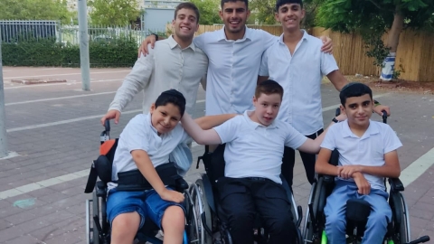 מחנה קיץ לילדים עם צרכים מיוחדים 10.jpg