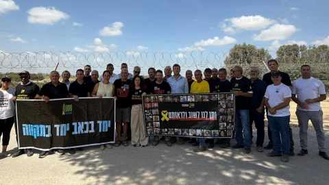 ביקור ראש העירייה בניר עוז 4.jpg