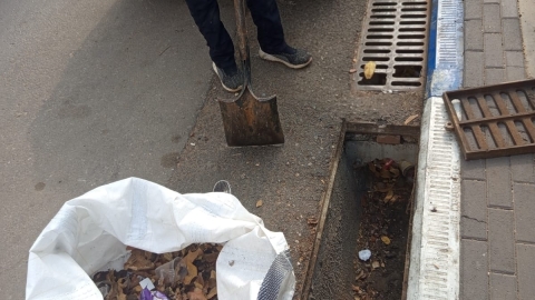 חורף חם ובטח בגבעת שמואל אגף שפע בעבודות מניעה לקראת מזג אויר סוער 2.jpg