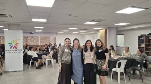 ערב הצדעה ופינוק לעולות החדשות בעיר 3.jpg