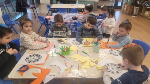 עיריית גבעת שמואל דואגת לילדי העובדים החיוניים 2.jpg