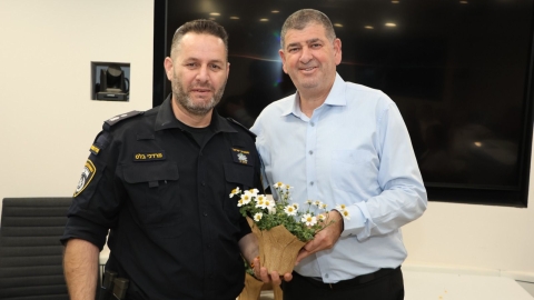 גבעת שמואל מצדיעה למערך החירום העירוני 5.jpg