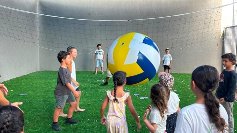 גבעת שמואל עוטפת את ילדי העולים 2.jpg